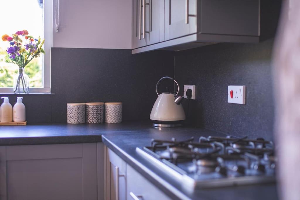 Calm Scottish Country Escape With Hot Tub Sleeps 6 * Inverness