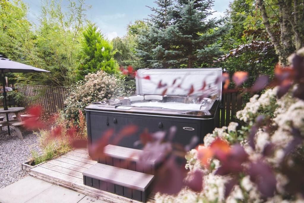 Calm Scottish Country Escape With Hot Tub Sleeps 6 Holiday home
